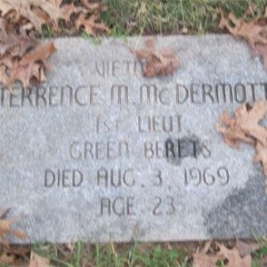 T. McDermott (grave)