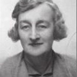 Clara Holmes