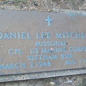 D. Mitchell (grave)