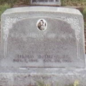 M. Olive (grave)