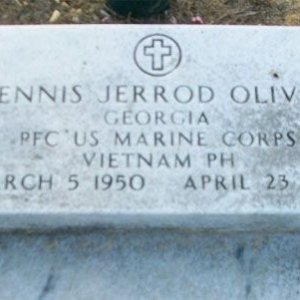 D. Oliver (grave)