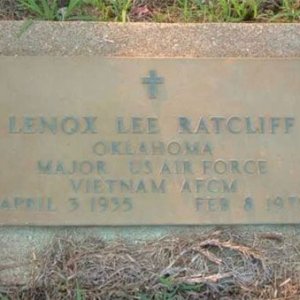 L. Ratcliff (grave)