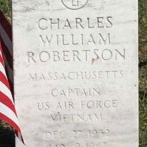 C. Robertson (grave)