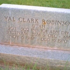 V. Robinson (grave)