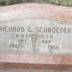 R. Schroeder (grave)