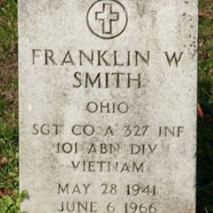 F. Smith (grave)