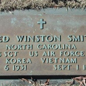 F. Smith (grave)