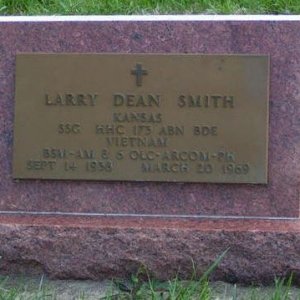 L. Smith (grave)