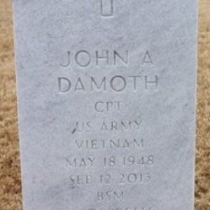 J. Damoth (grave)