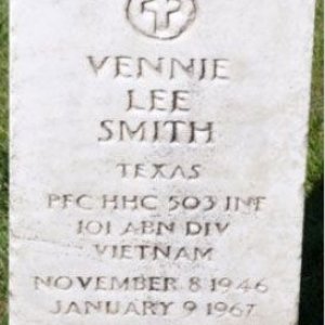 V. Smith (grave)