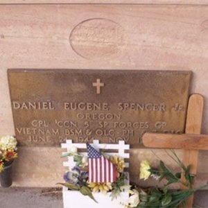 D. Spencer (grave)