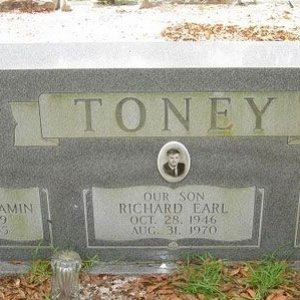 R. Toney (grave)