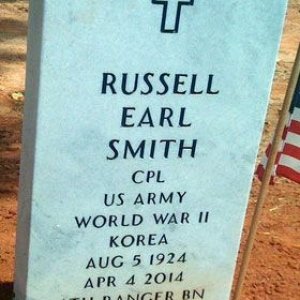 Russell E. Smith (grave)