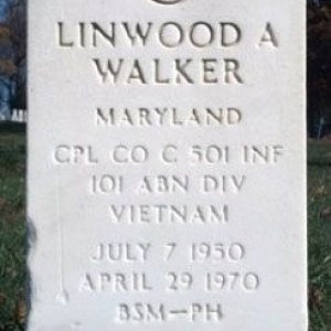 L. Walker (grave)