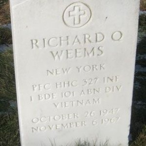 R. Weems (grave)
