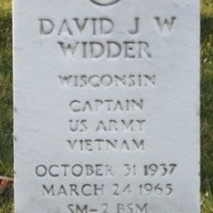 D. Widder (grave)