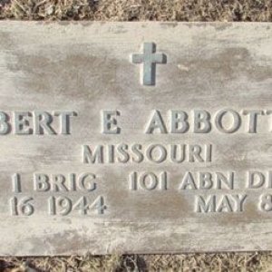 R. Abbott (grave)