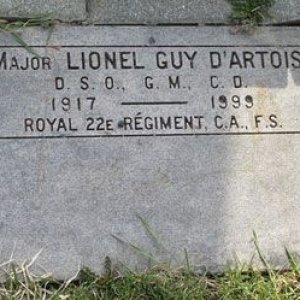 L. D'Artois (grave)
