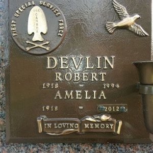 Robert Devlin (grave)