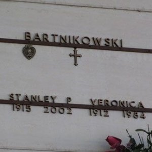 Stanley P. Bartnikowski (grave)