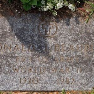 Donald J. Beaubien (grave)