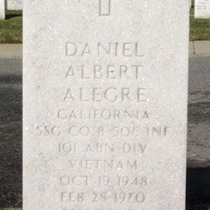 D. Alegre (grave)