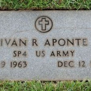 I. Aponte (grave)