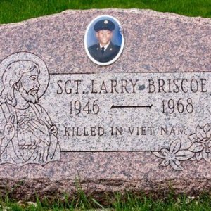L. Briscoe (grave)