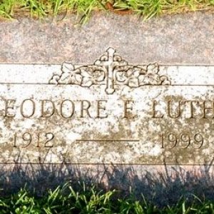 Theodore F. Luther (grave)