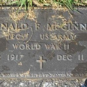 Donald F. McGinnis (grave)