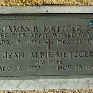 James R. Metzger (grave)
