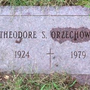 Theodore S. Orzechowski (grave)