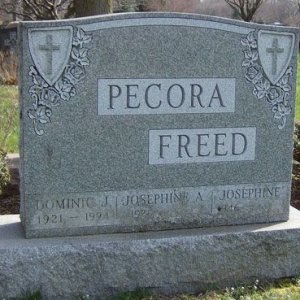 Dominic J. Pecora (grave)