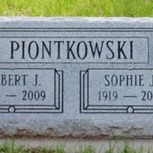 Robert J. Piontkowski (grave)