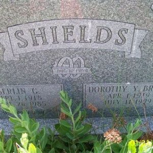 Berlin G. Shields (grave)