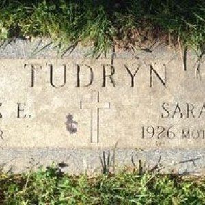 Frank E. Tudryn (grave)