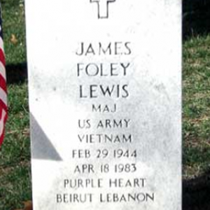 J. Lewis (grave)