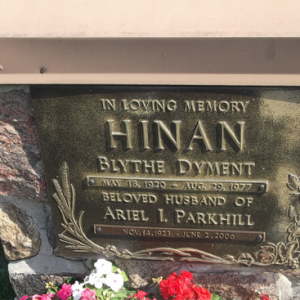 Blythe D. Hinan (grave)