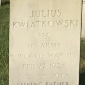 Julius G. Kwiatkowski (grave)