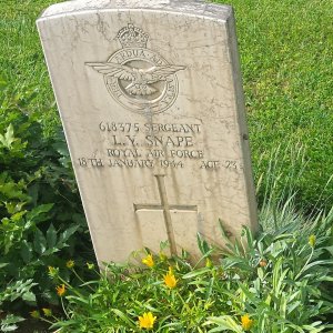 L. Snape (Grave)