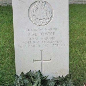 R. Fowke (Grave)