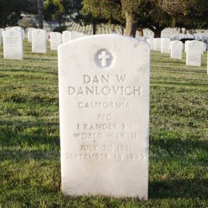 D. Danlovich (Grave)