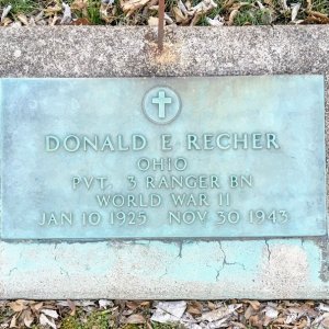 D. Recher (Grave)