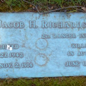J. Richards (Grave)