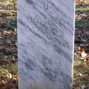J. Castagna (Grave)