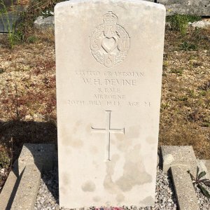W. Devine (Grave)