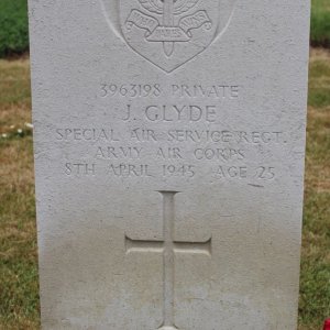 J. Glyde (Grave)