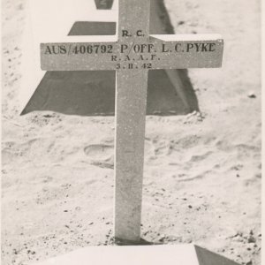L. Pyke (Grave)