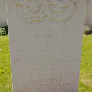 D. Aird + A. Bennett (Grave)