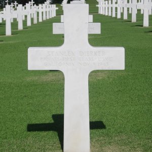 S. Dierker (Grave)
